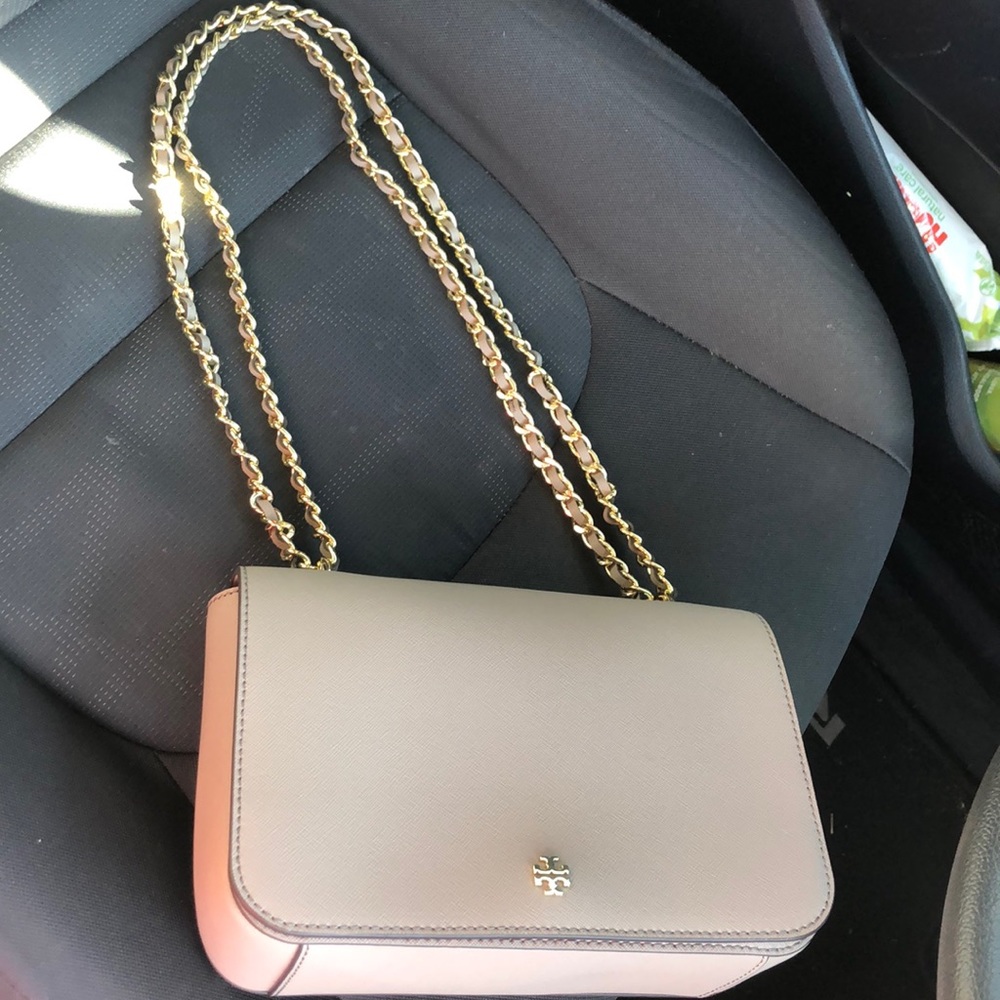 Gray Tory Burch purse with chain strap